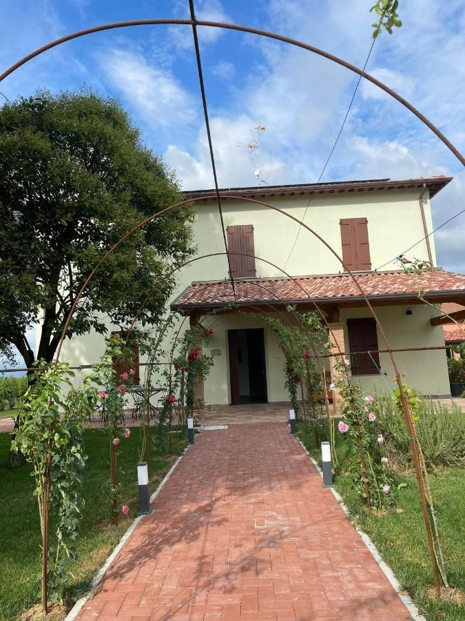 Santa Lucia delle Spianate Affittacamere San Mamante المظهر الخارجي الصورة